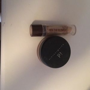 I’m selling a concealer and powder